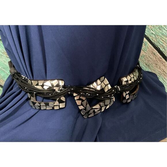 NEW Chico’s Boho Beaded Belt Size M/L Black Silver Acrylic & Leather Adjustable - Picture 2 of 14
